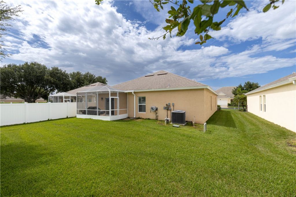 8195 Westfield Circle, Vero Beach, FL 32966 Photo