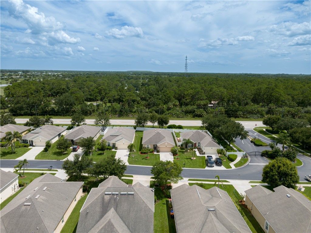 8195 Westfield Circle, Vero Beach, FL 32966 Photo