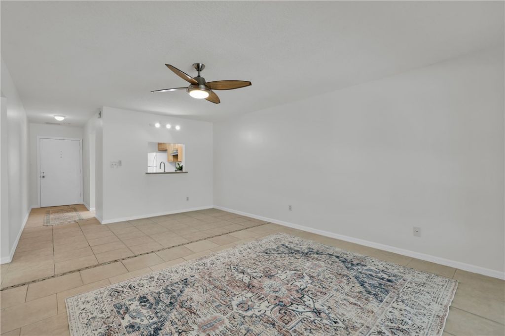 2302 Sunrise Boulevard, Unit 209, Fort Pierce, FL 34982 Photo