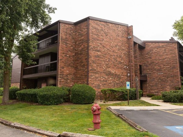 14525 WALDEN Court , Unit PH4, Oak Forest, IL 60452