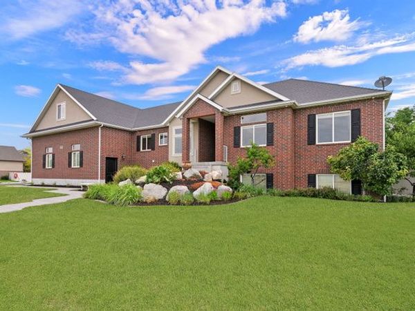 2942 W 2175 S, West Haven, UT 84401