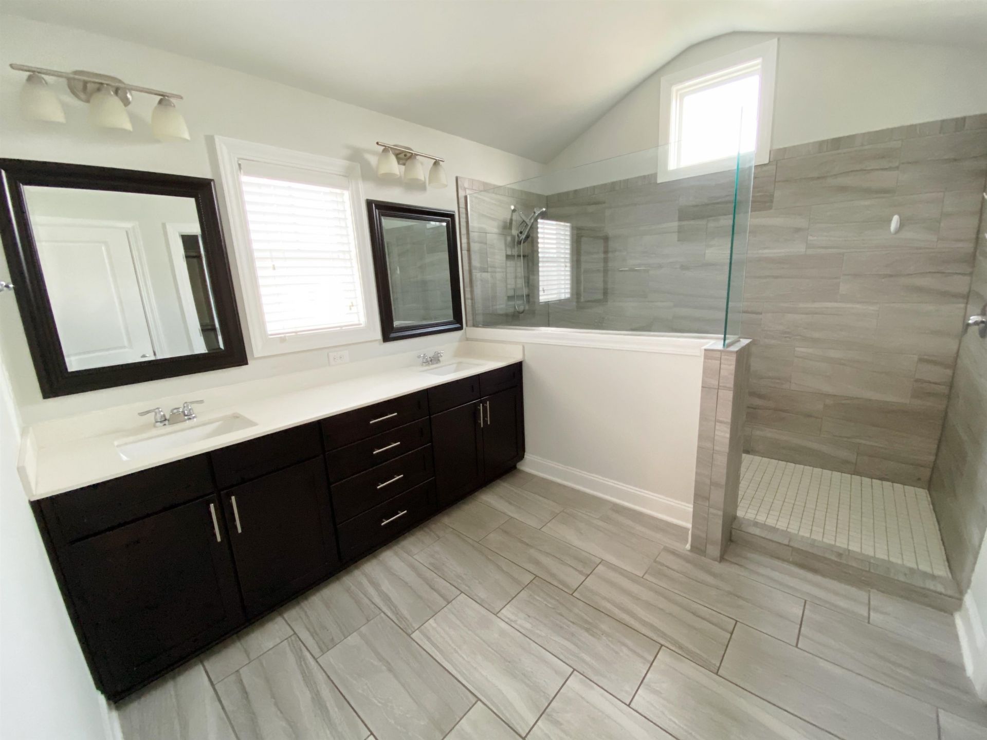 4627 Planters Row Way Photo 11