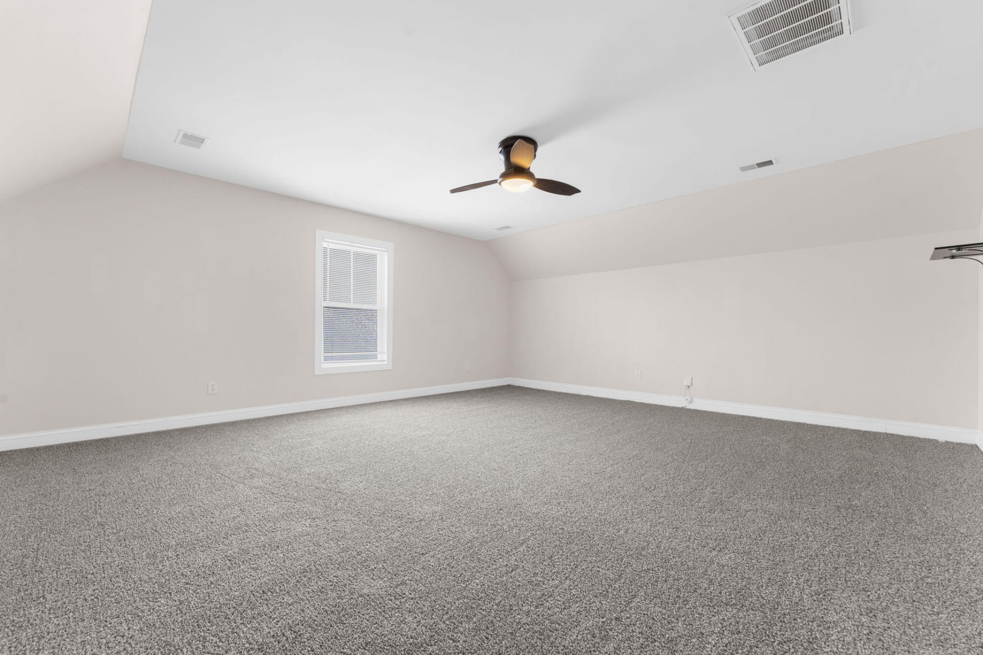 114 Pavilion Street Photo 40