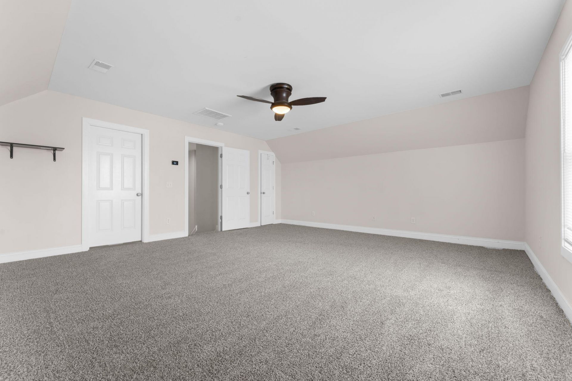 114 Pavilion Street Photo 41