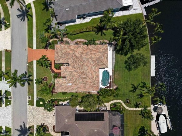 5514 Merlyn LN , CAPE CORAL, FL 33914