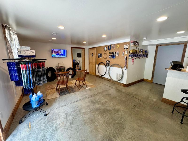 210 Main Street , Shawnee, OH 43782 Photo 14