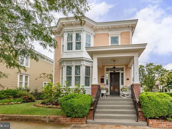 1518 CAROLINE STREET, FREDERICKSBURG, VA 22401