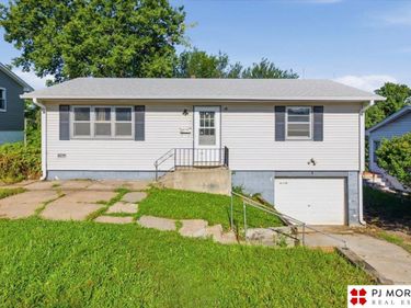 4906 N 61st Street, Omaha, NE 68104