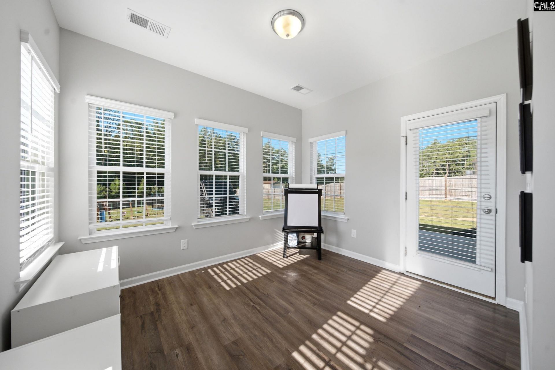 390 Tannery Way  Photo 16
