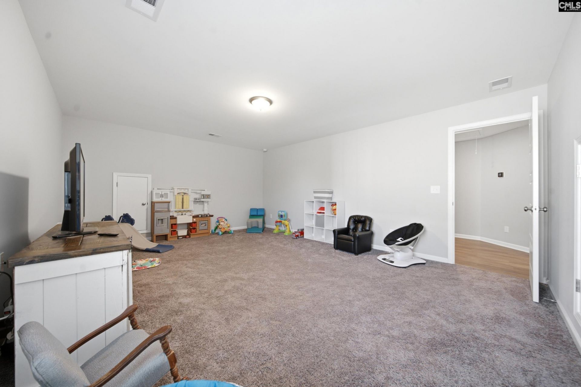 390 Tannery Way  Photo 33