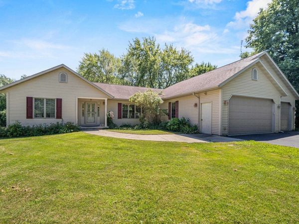W3757 Orchard Avenue, Green Lake, WI 54941