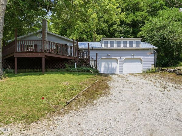 1300 County Rd 6, Tiffin, OH 44883