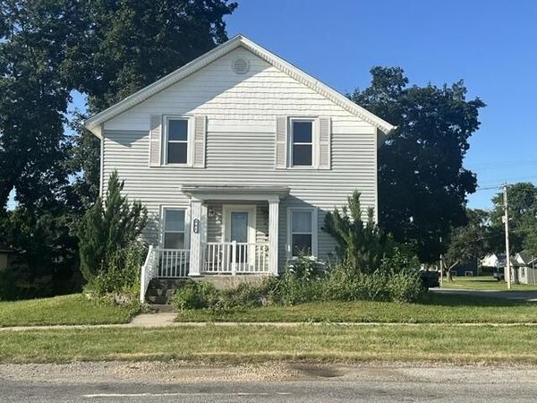 801 4TH ST, Durant, IA 52747