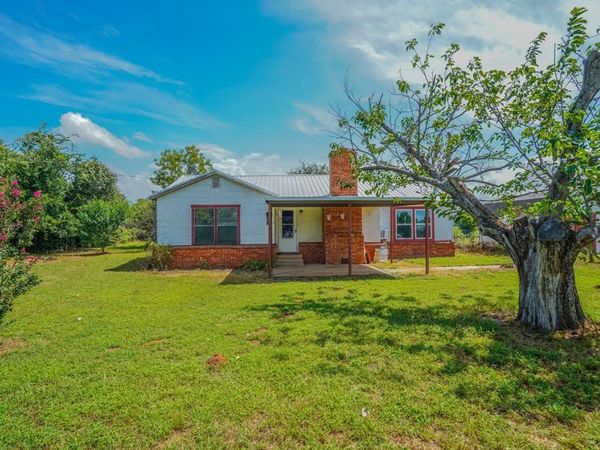 713 Lution Drive, Weatherford, TX 76087