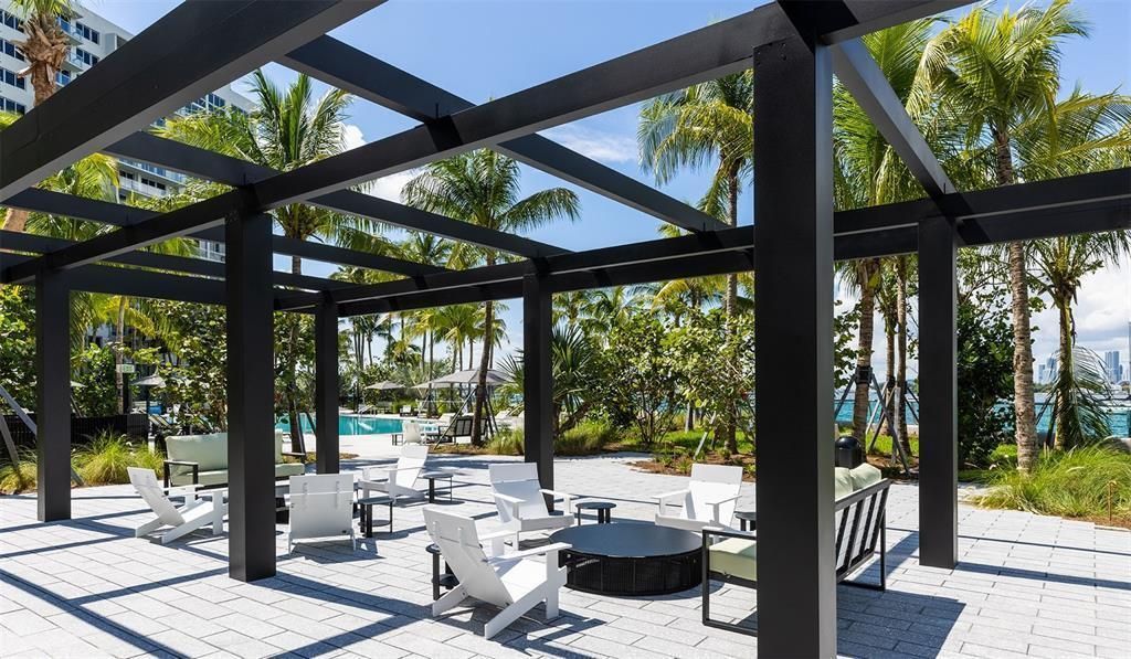 1500 Bay Road, Unit 1176S, Miami Beach, FL 33139 Photo