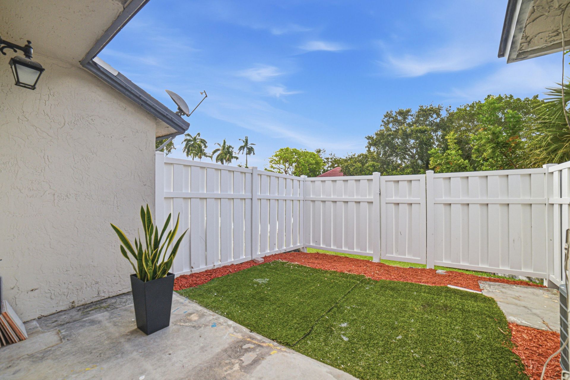 8207 Fairway Road, Unit ., Sunrise, FL 33351 Photo