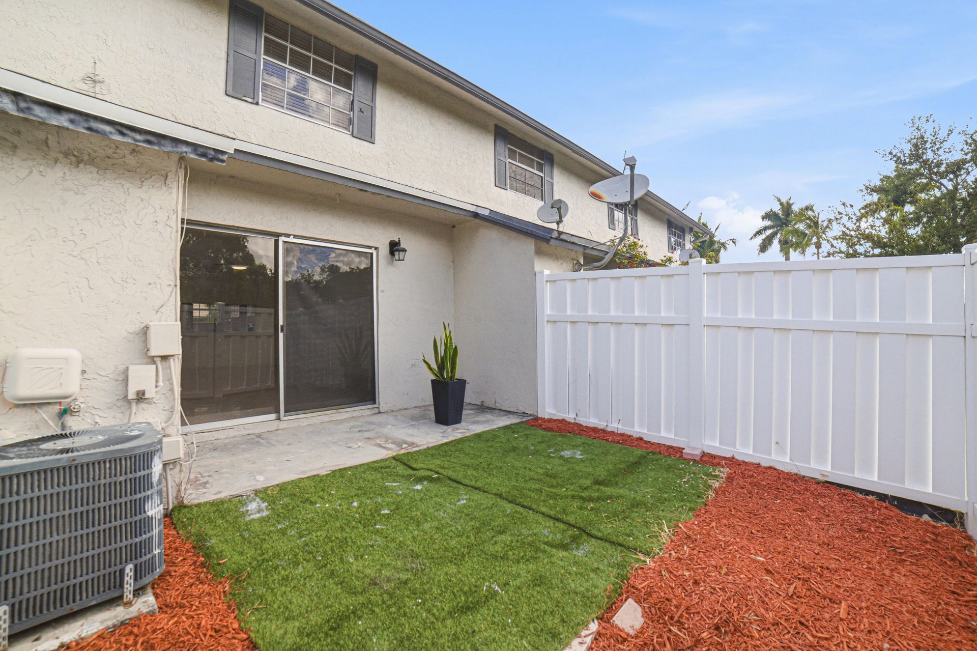 8207 Fairway Road, Unit ., Sunrise, FL 33351 Photo