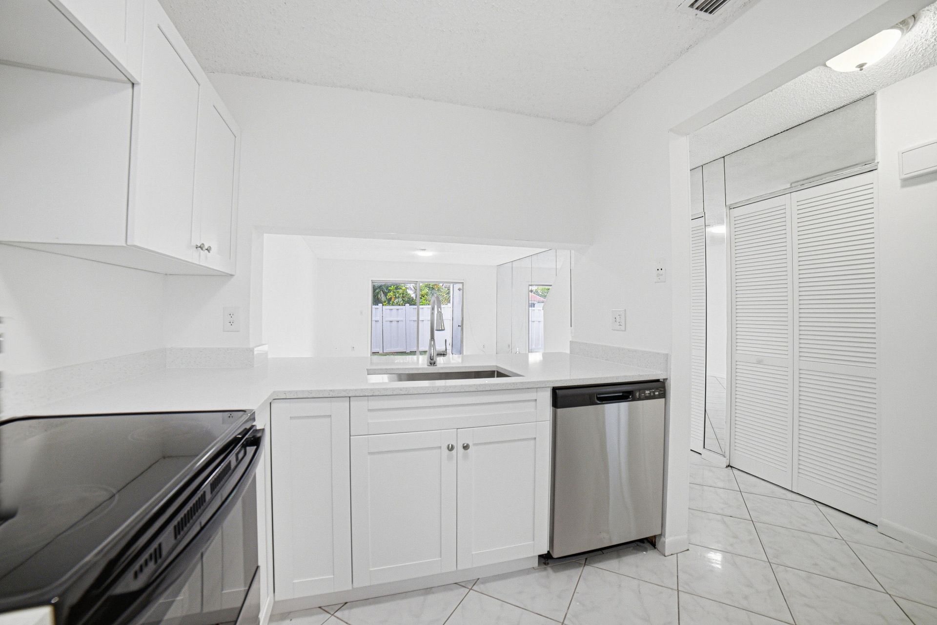 8207 Fairway Road, Unit ., Sunrise, FL 33351 Photo