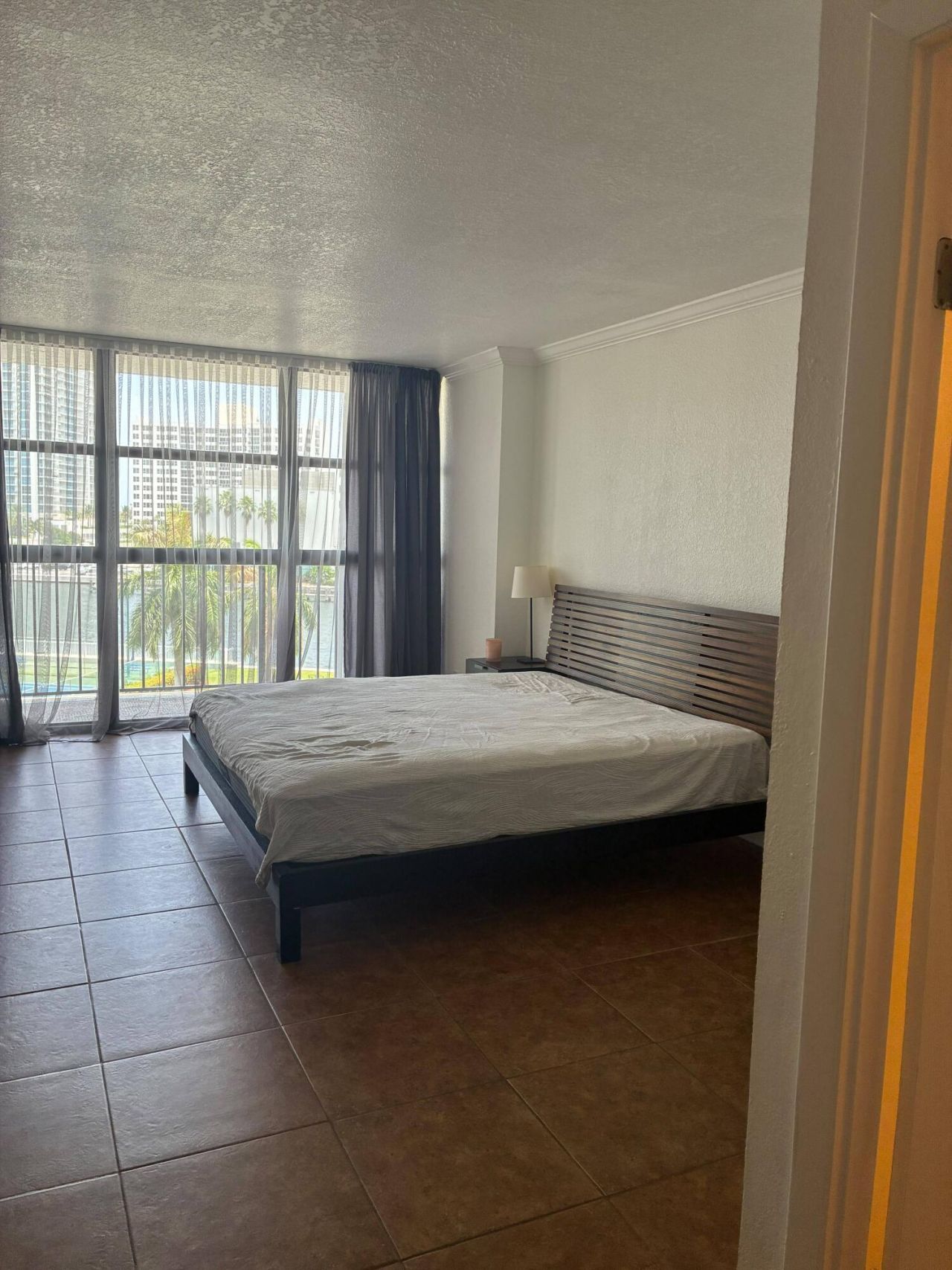 400 Leslie Drive, Unit 502, Hallandale Beach, FL 33009 Photo