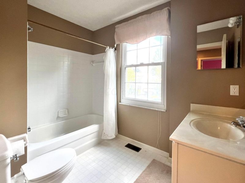 1330 Pannelly Place , Westerville, OH 43081 Photo 31