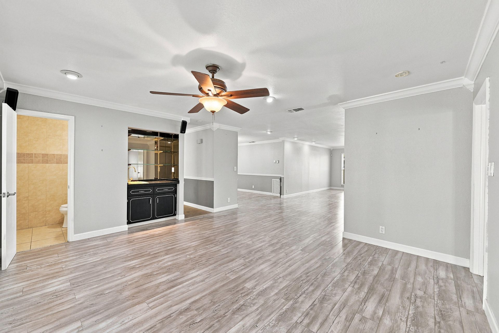 5831 NW 56th Place, Tamarac, FL 33319 Photo