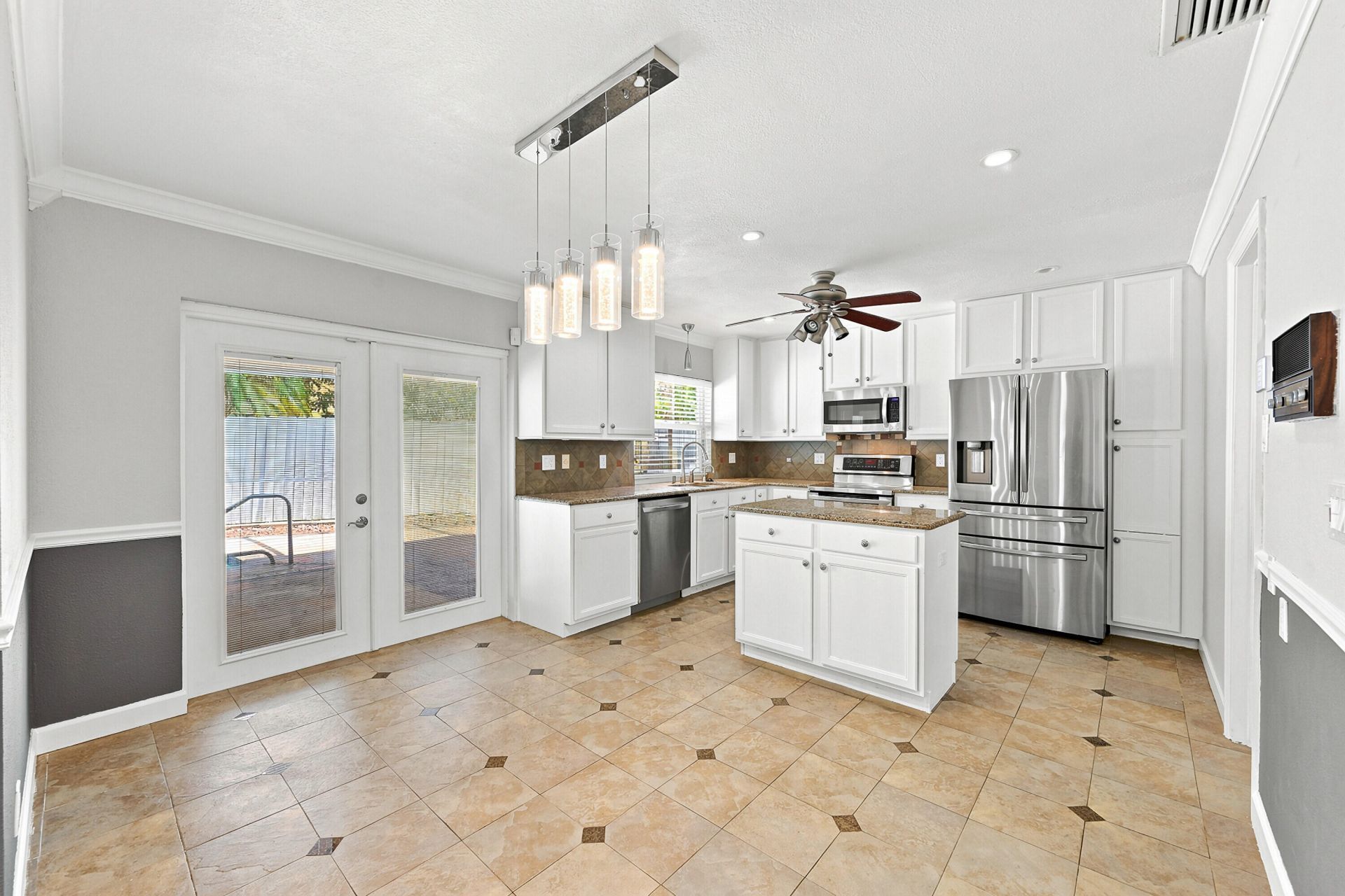 5831 NW 56th Place, Tamarac, FL 33319 Photo