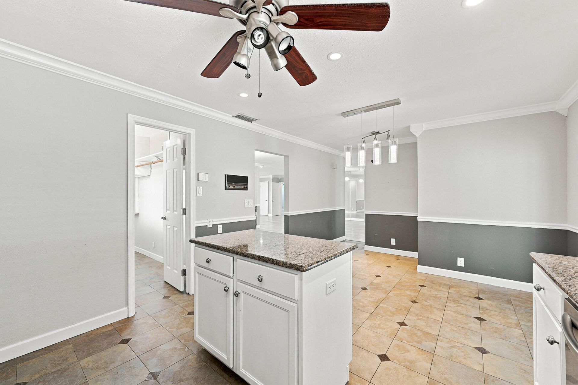 5831 NW 56th Place, Tamarac, FL 33319 Photo