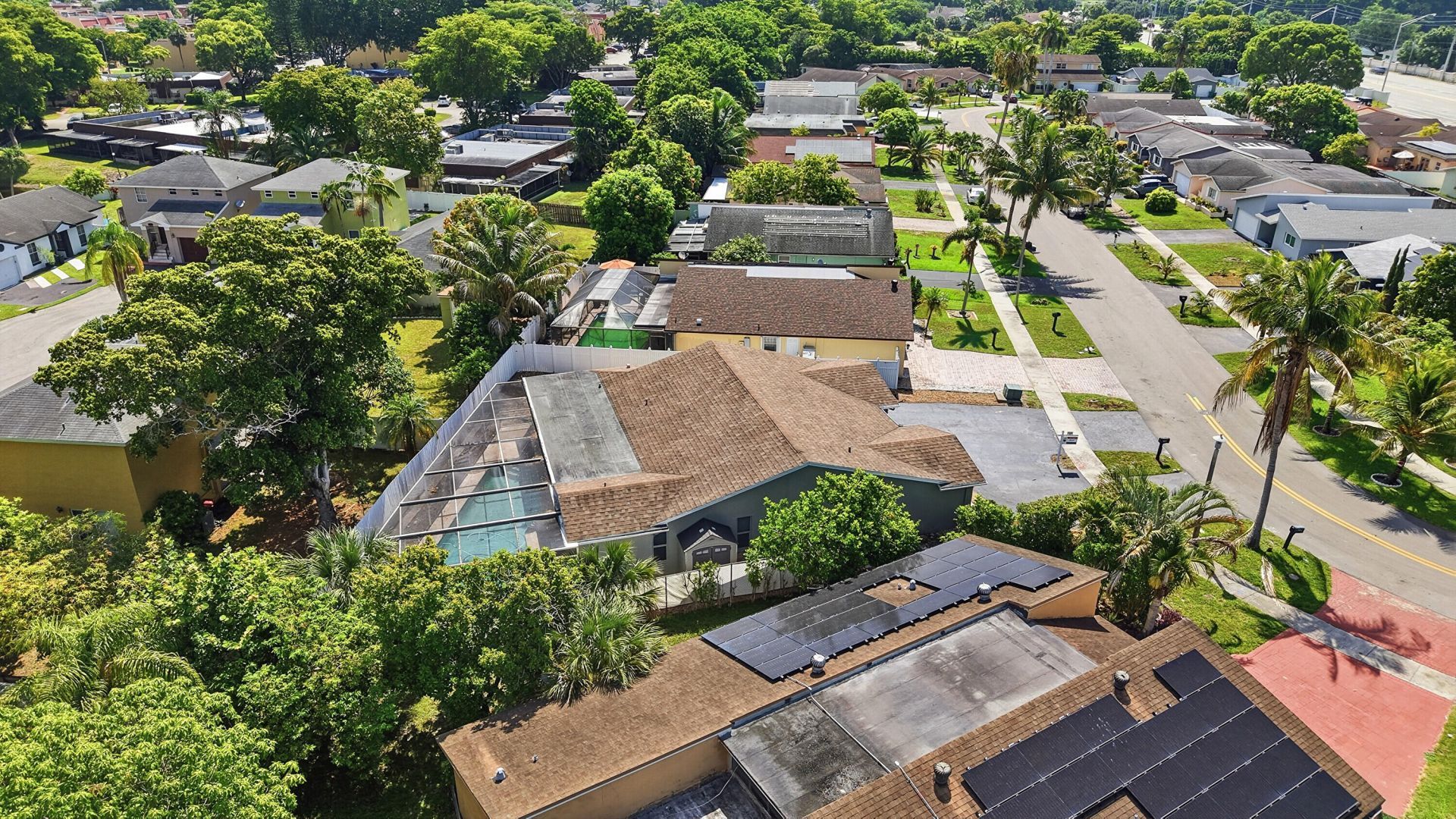 5831 NW 56th Place, Tamarac, FL 33319 Photo