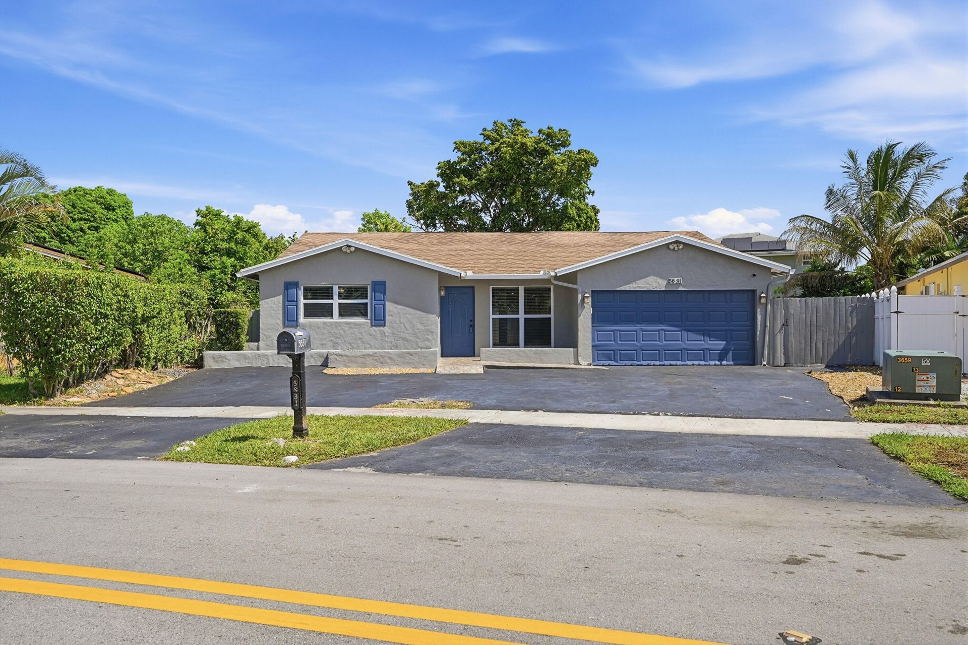 5831 NW 56th Place, Tamarac, FL 33319 Photo
