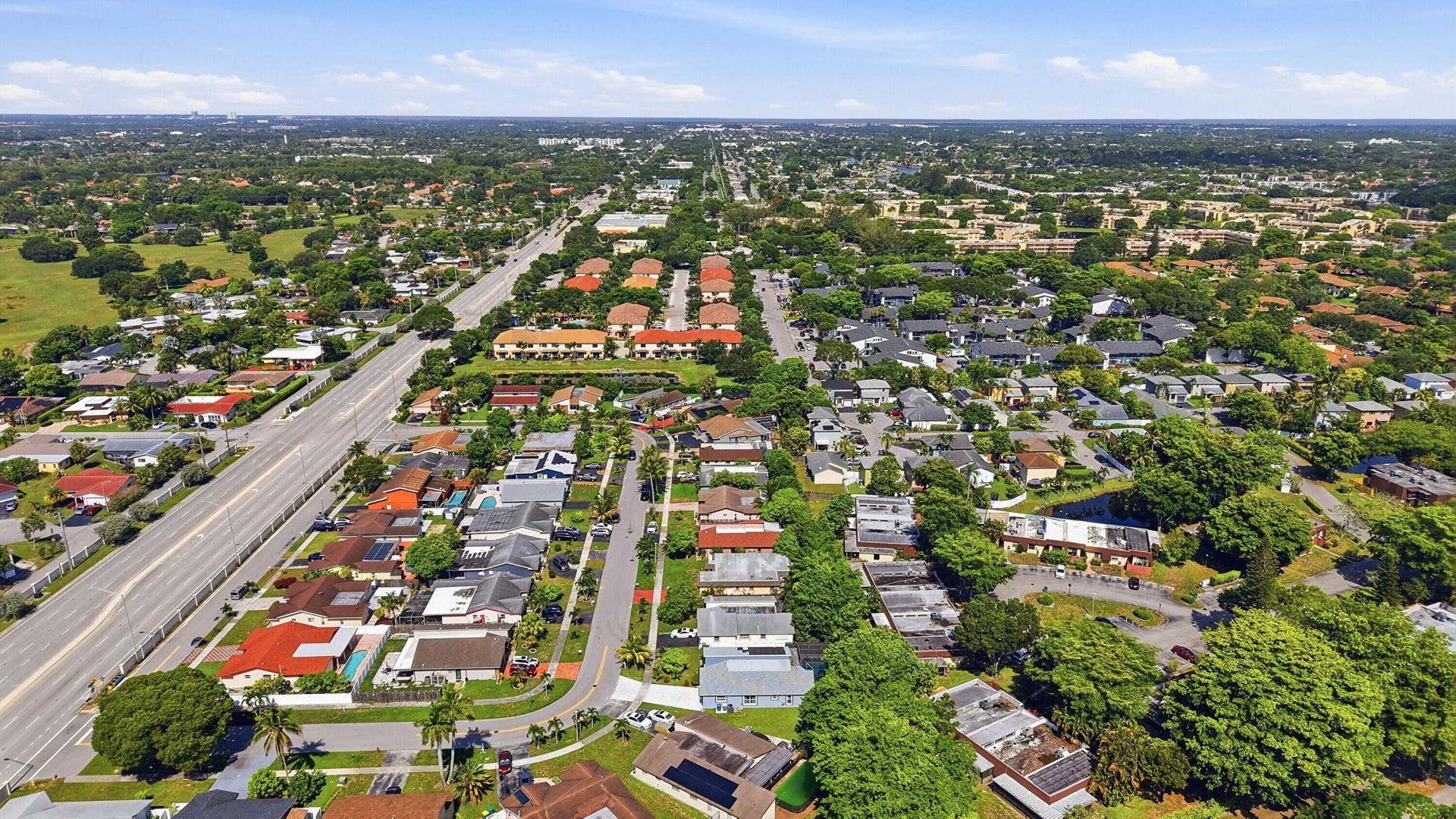 5831 NW 56th Place, Tamarac, FL 33319 Photo