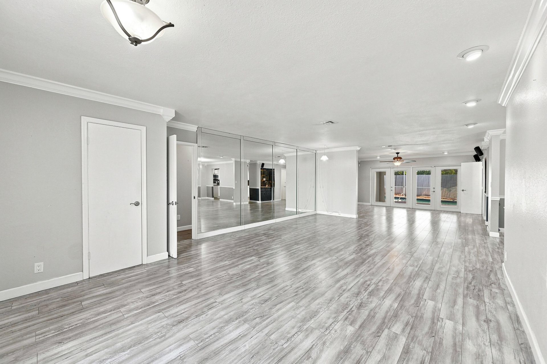 5831 NW 56th Place, Tamarac, FL 33319 Photo