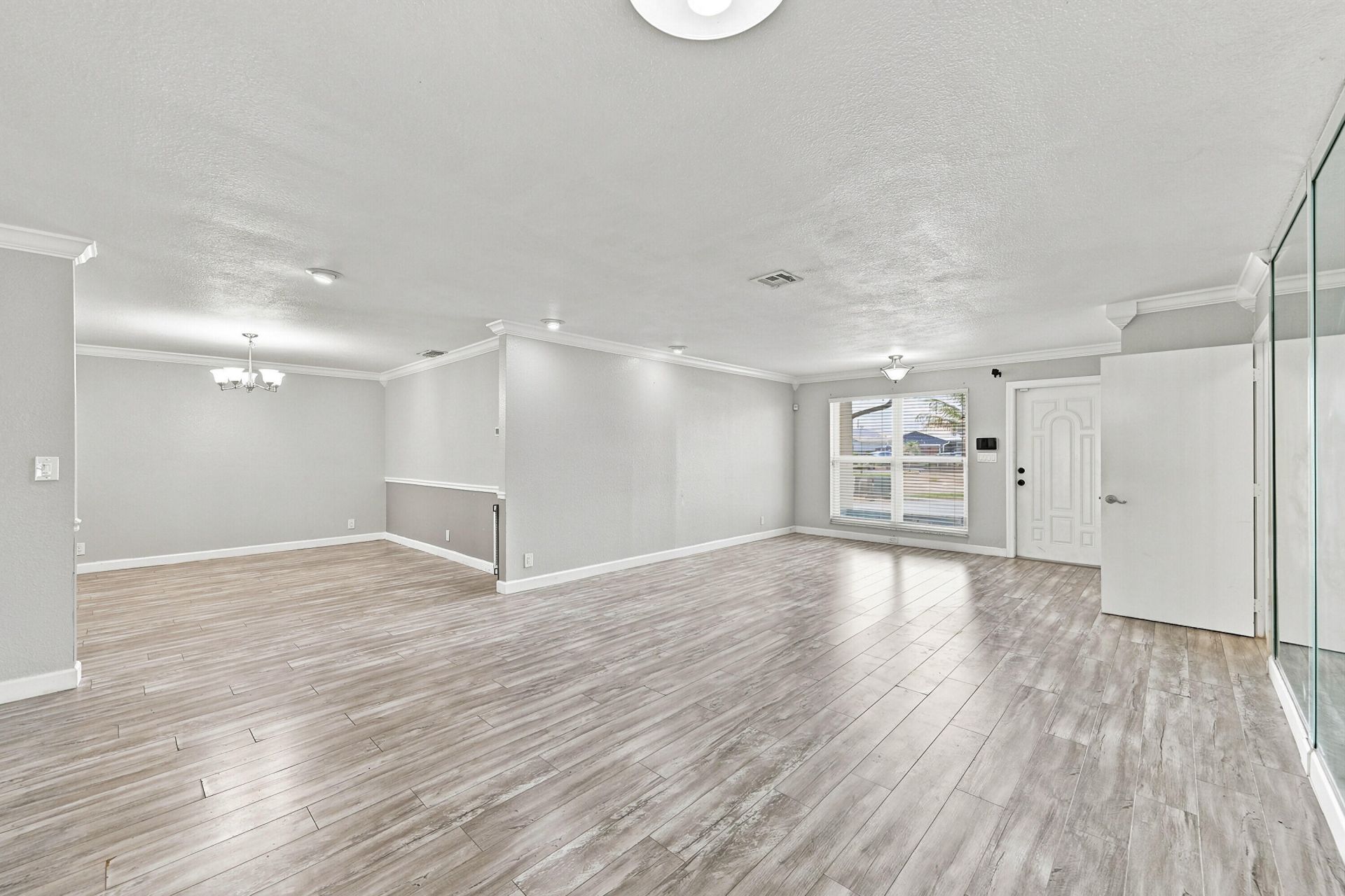 5831 NW 56th Place, Tamarac, FL 33319 Photo