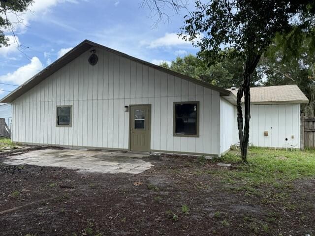 2008 SW Hampshire Lane, Port Saint Lucie, FL 34953 Photo