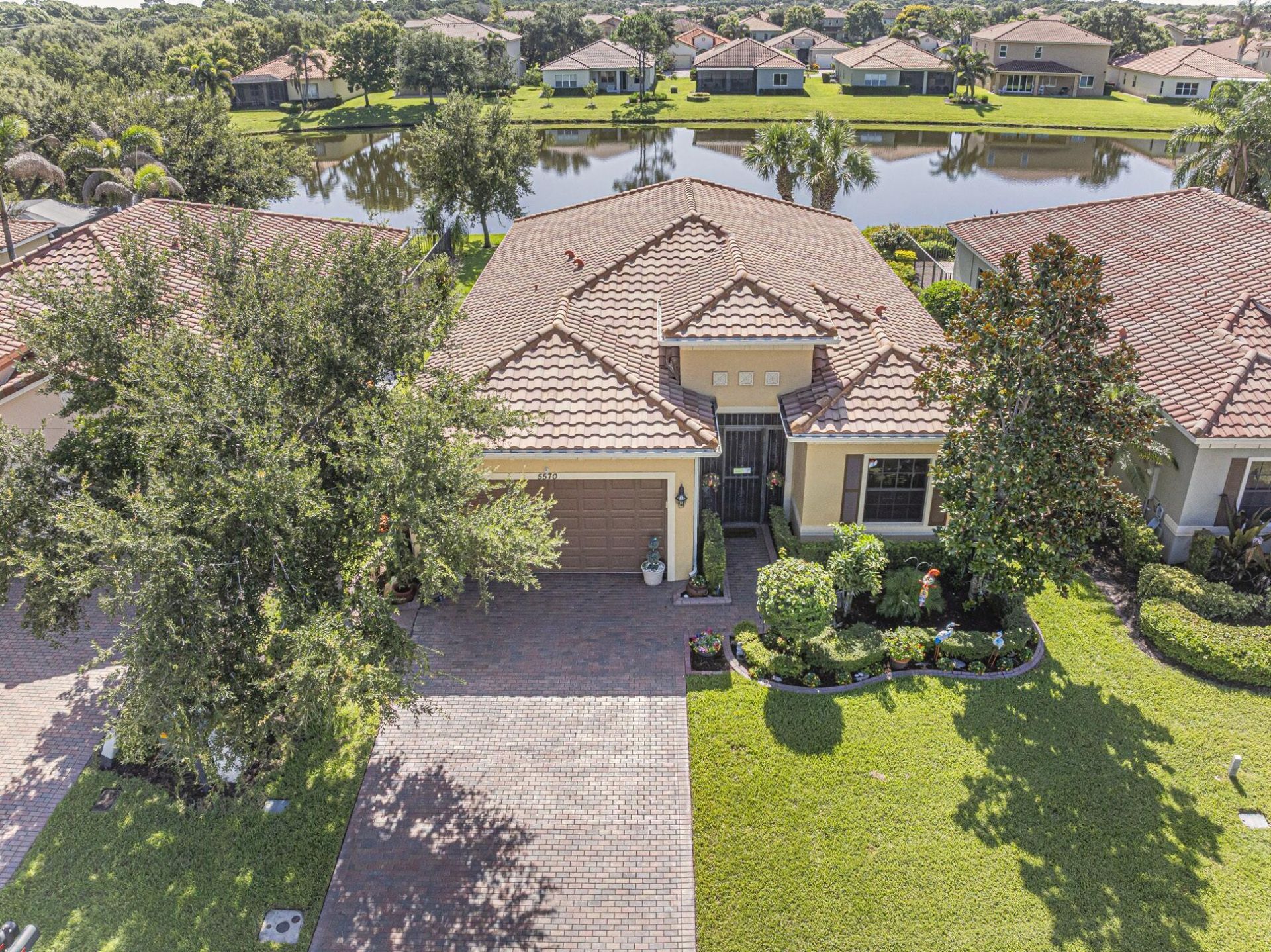 5570 57th Avenue, Vero Beach, FL 32967 Main Photo