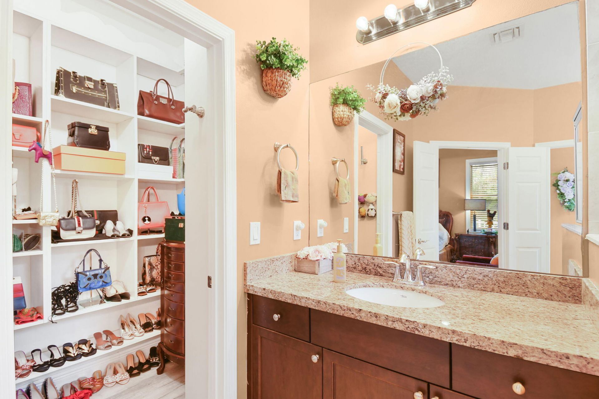 742 NW Leonardo Circle, Port Saint Lucie, FL 34986 Photo