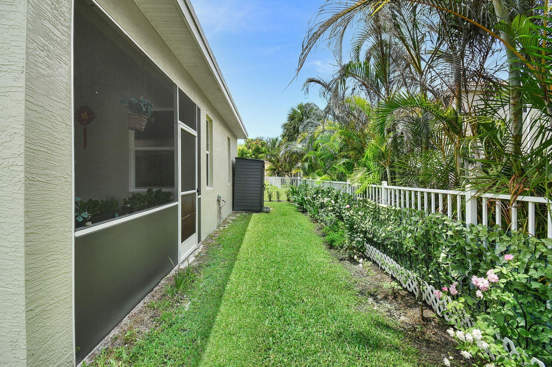 742 NW Leonardo Circle, Port Saint Lucie, FL 34986 Photo