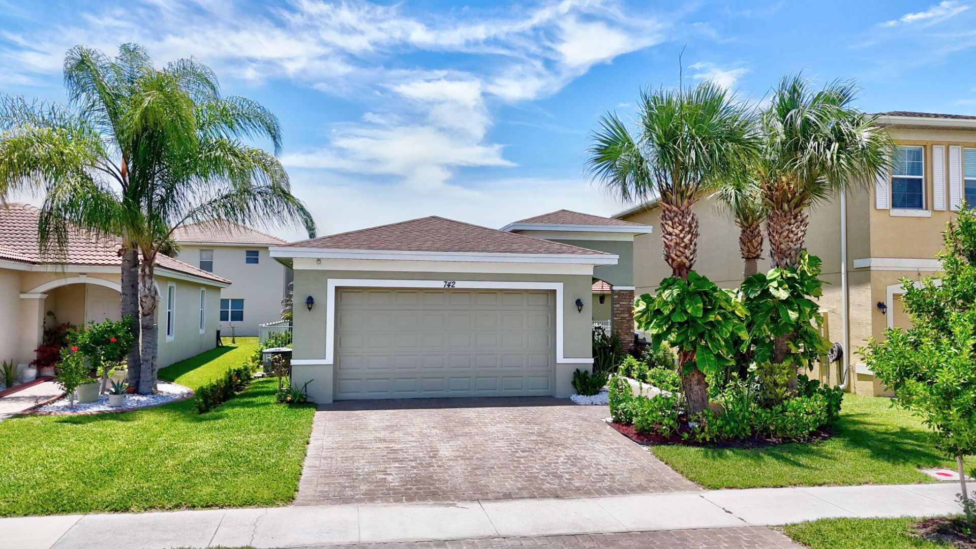 742 NW Leonardo Circle, Port Saint Lucie, FL 34986 Photo
