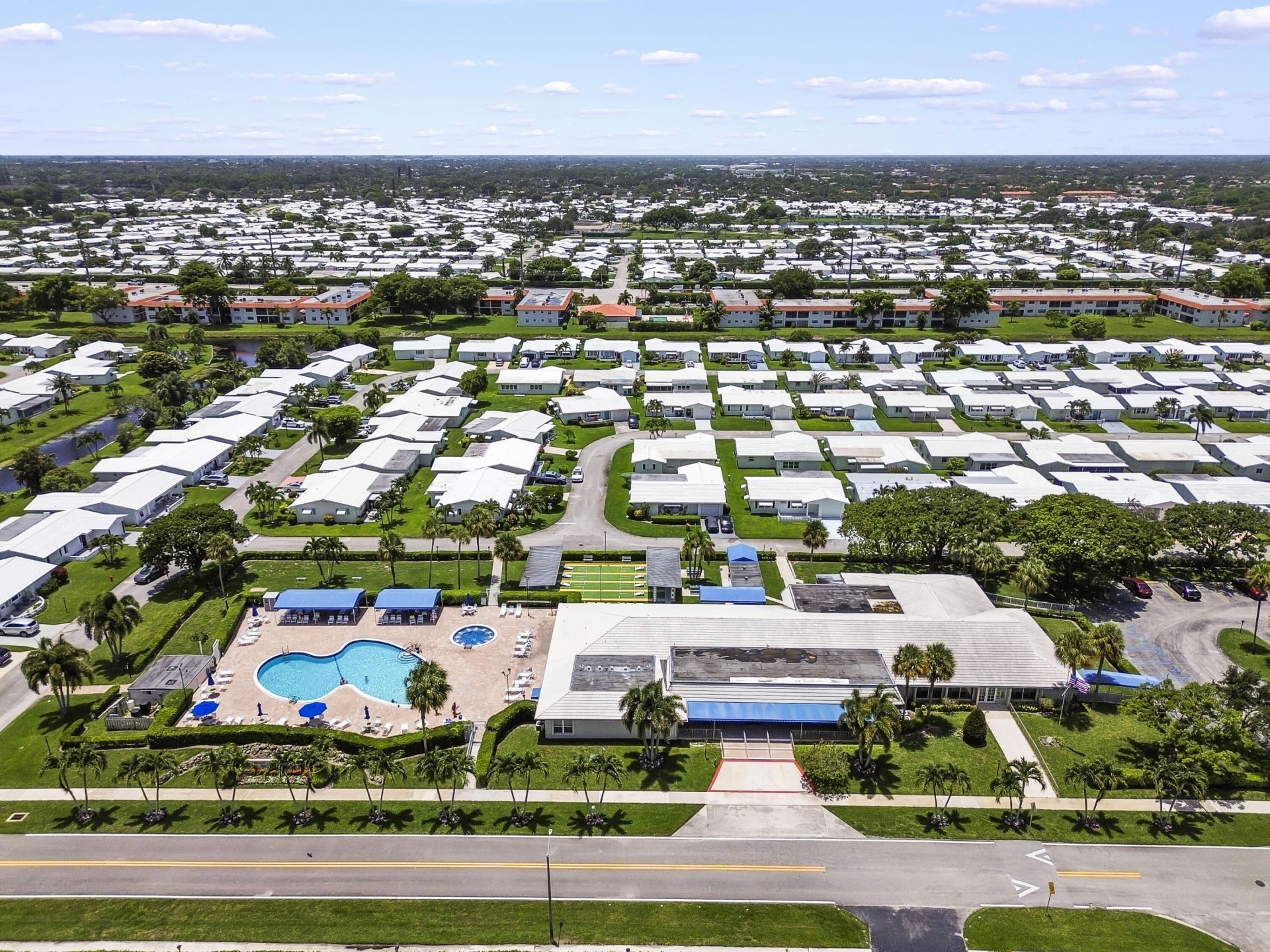 1196 SW Lake Circle, Boynton Beach, FL 33426 Photo