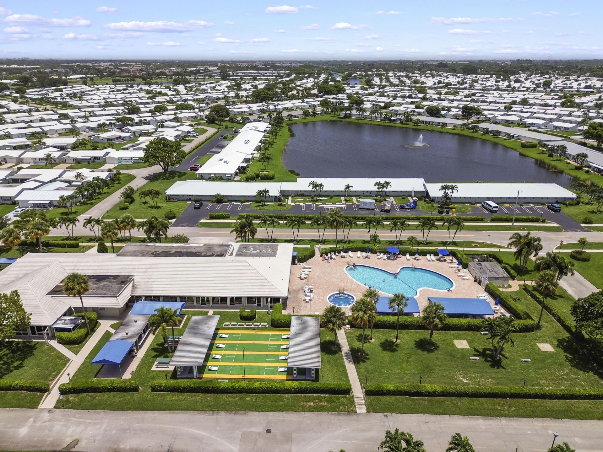 1196 SW Lake Circle, Boynton Beach, FL 33426 Photo