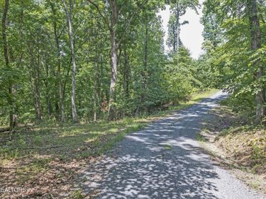 0 Half Moon Circle, Spring City, TN 37381