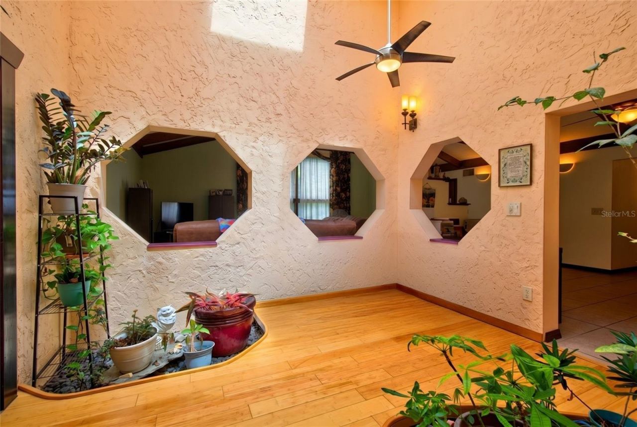 10848 N Dragonis Drive , Dunnellon, FL 34433 Photo