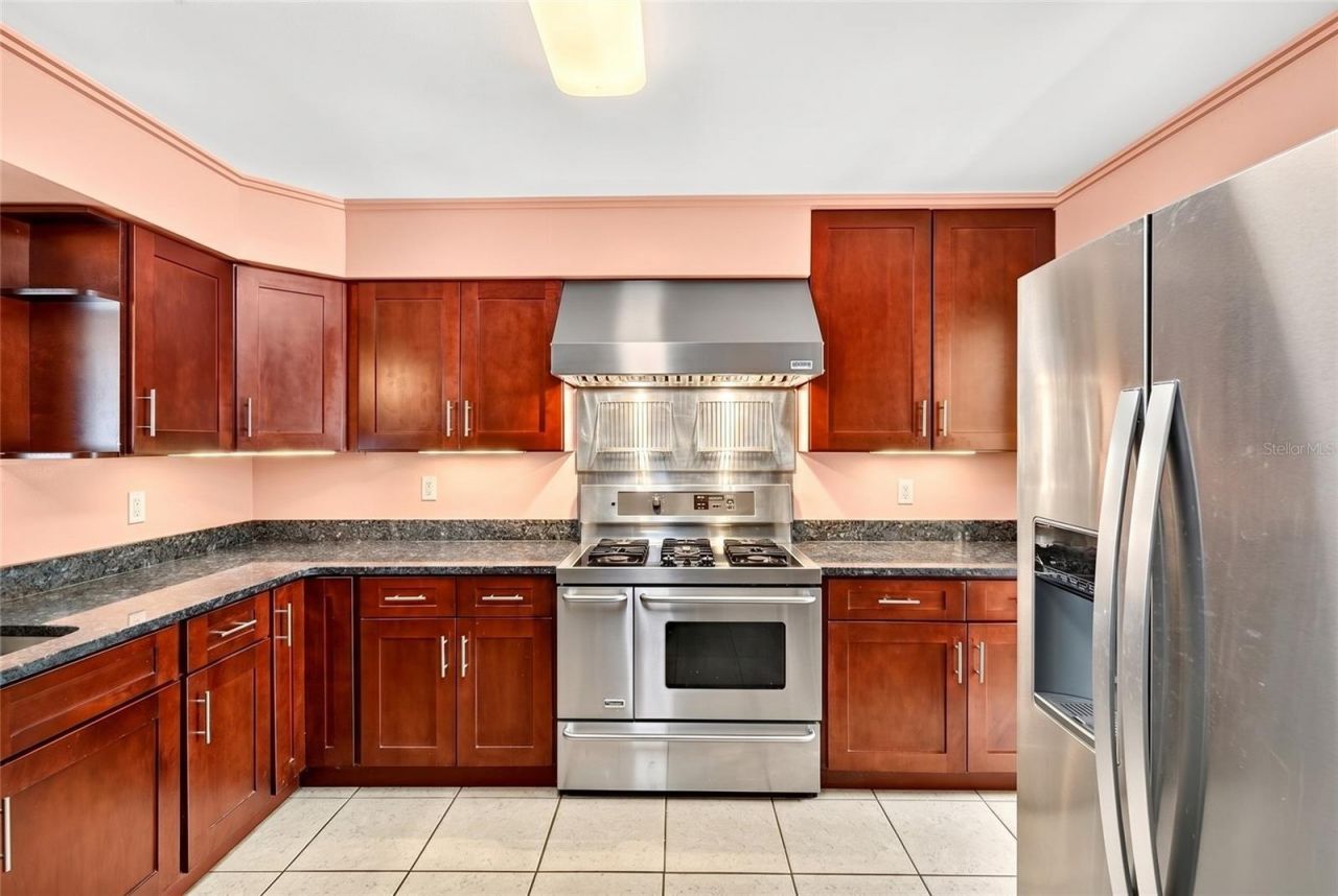 10848 N Dragonis Drive , Dunnellon, FL 34433 Photo