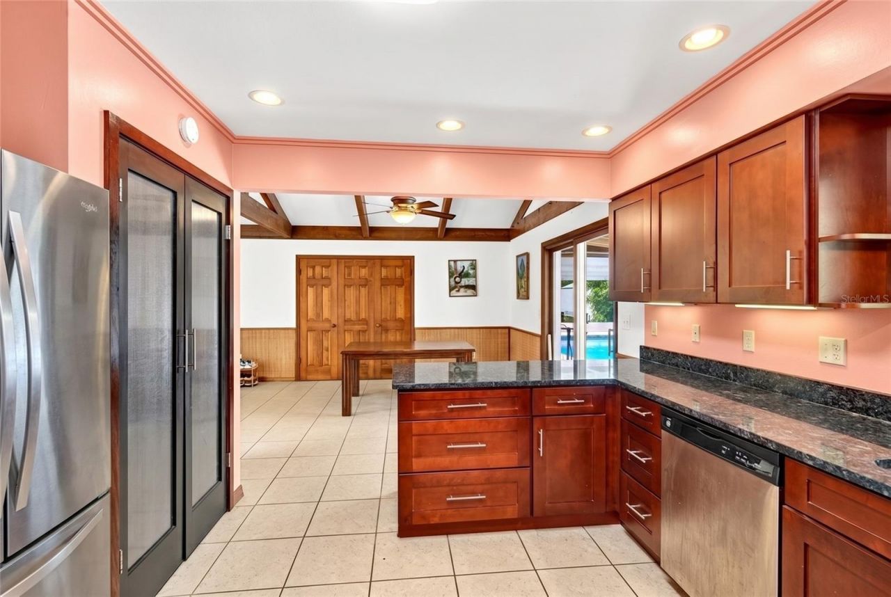 10848 N Dragonis Drive , Dunnellon, FL 34433 Photo