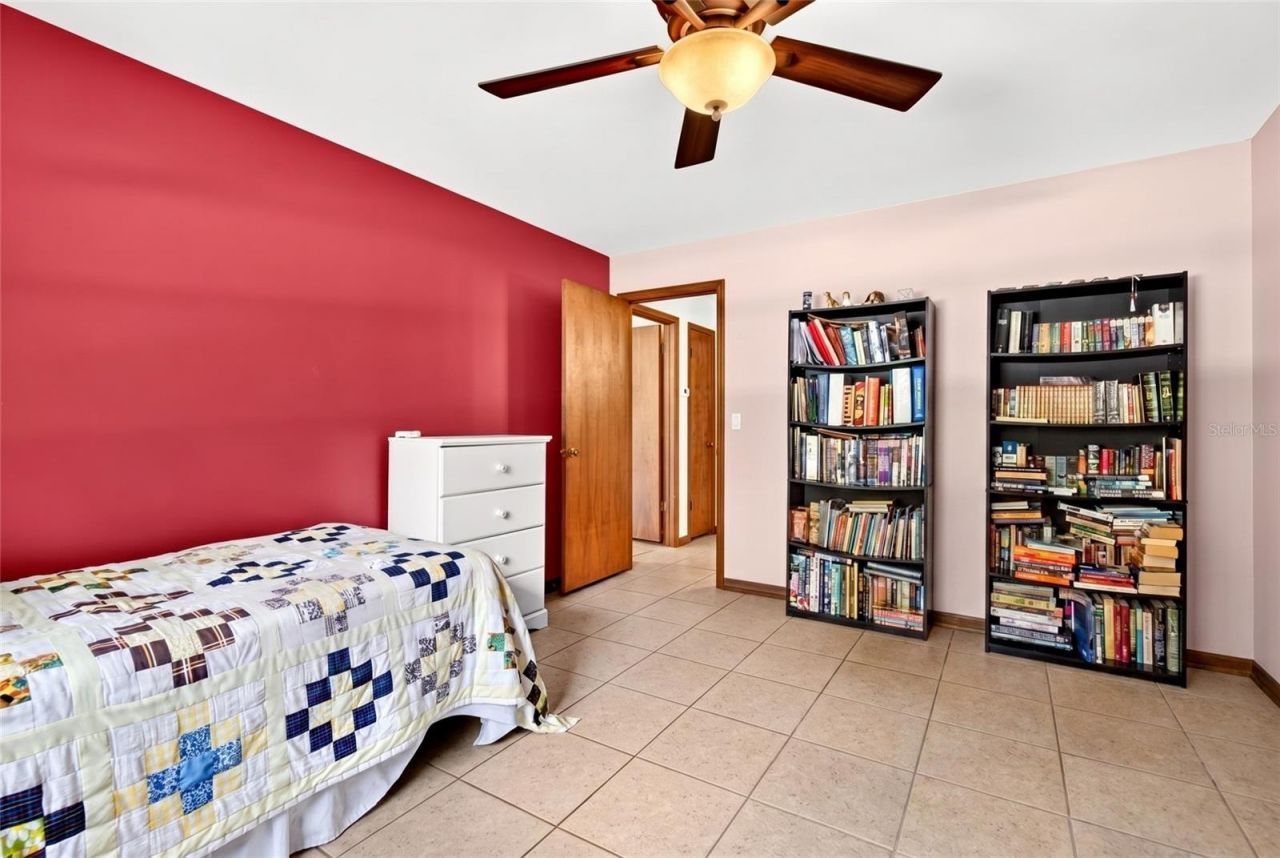 10848 N Dragonis Drive , Dunnellon, FL 34433 Photo
