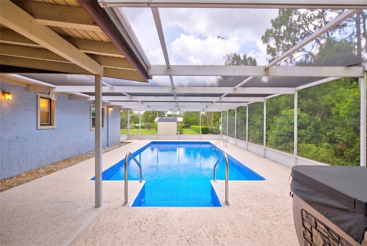10848 N Dragonis Drive , Dunnellon, FL 34433 Photo