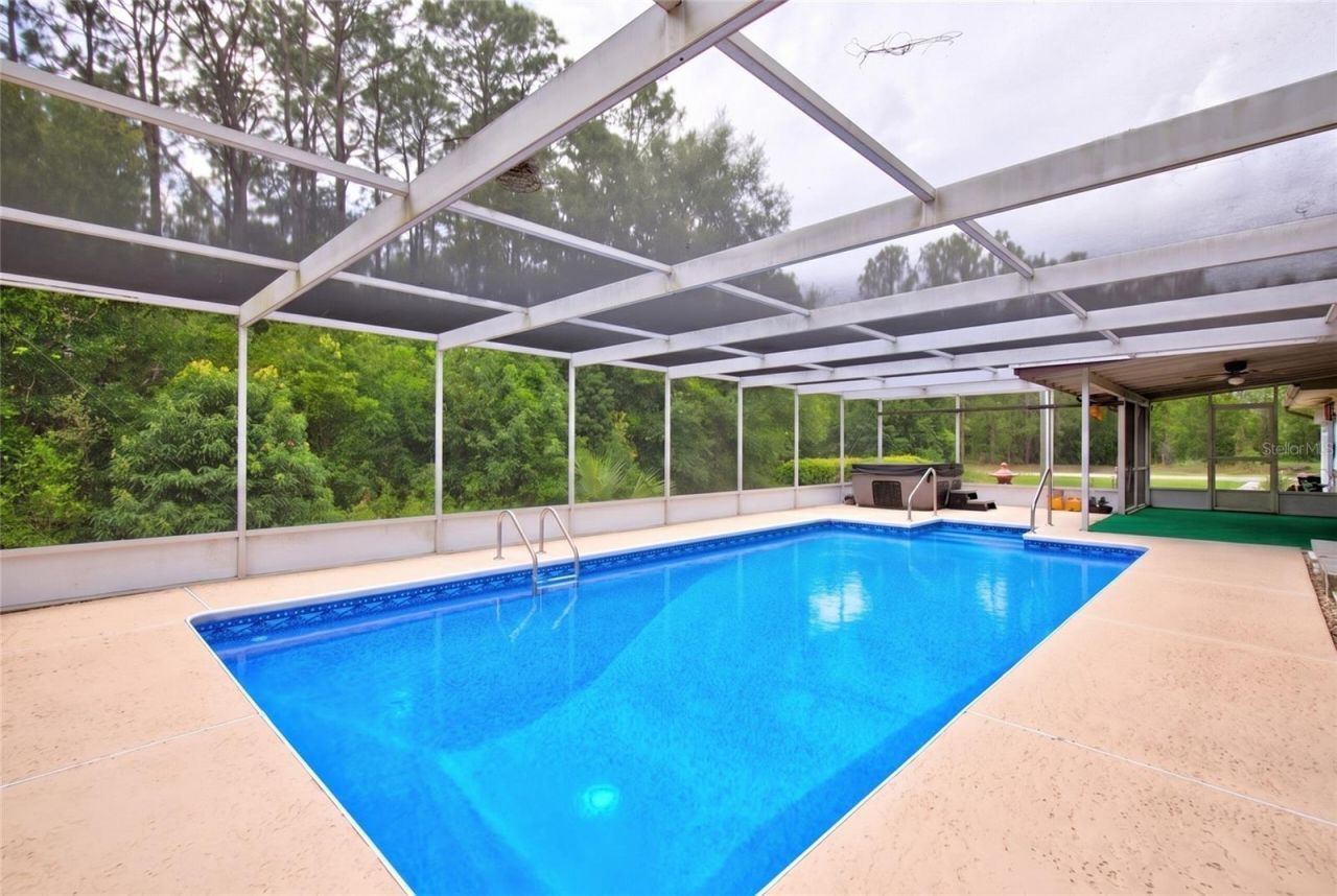 10848 N Dragonis Drive , Dunnellon, FL 34433 Photo