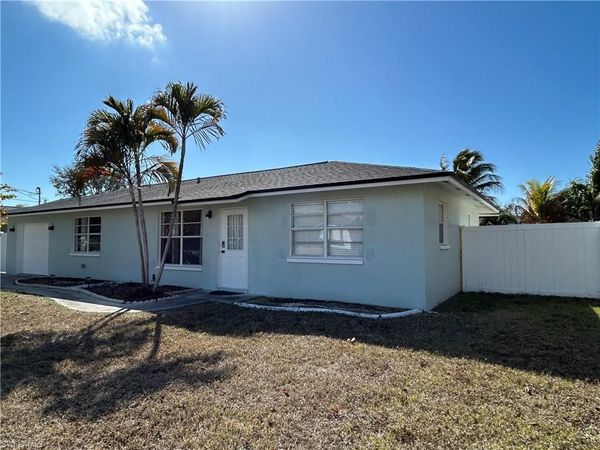 1428 SE 20th AVE , CAPE CORAL, FL 33990