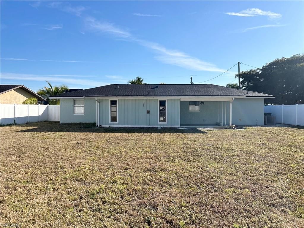 1428 SE 20th Ave, Cape Coral, FL 33990 Photo