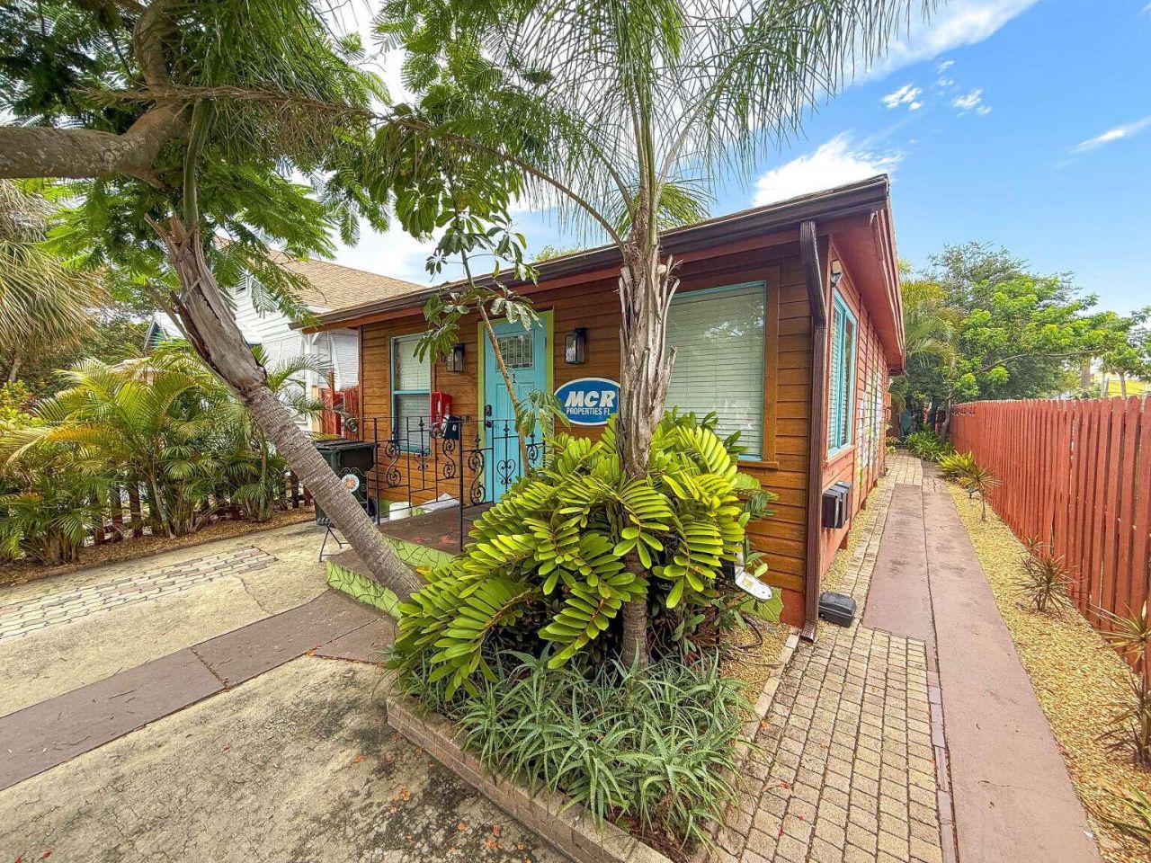 17 S L Street, Lake Worth Beach, FL 33460 Photo