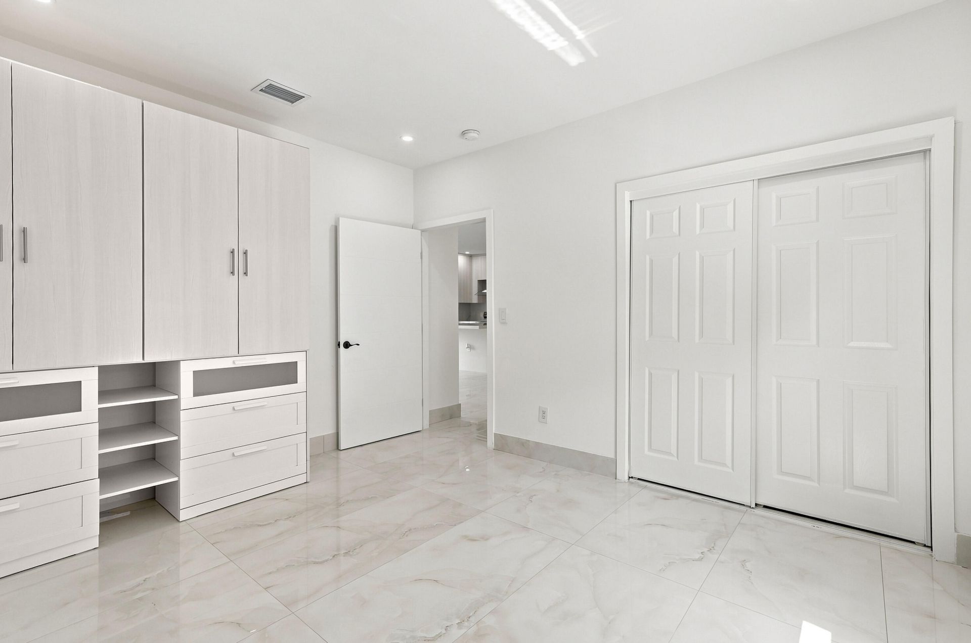 2239 SW 10th Street, Miami, FL 33135 Photo
